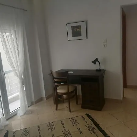 Four Reasons Apts Ampelokipi Θεσσαλονίκη
