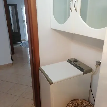 Four Reasons Apts Ampelokipi